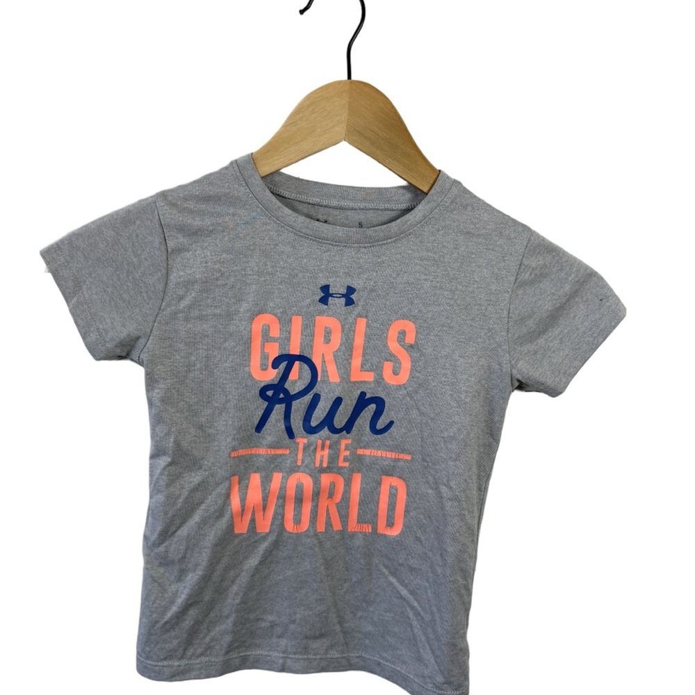 Under Armour Girls Run the World HeatGear Gray Tee Size 5